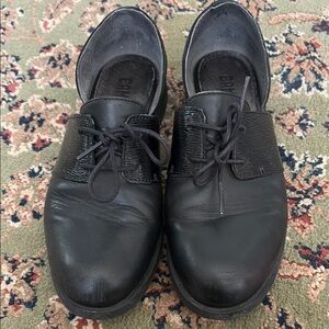 Women’s Black Leather Shoes